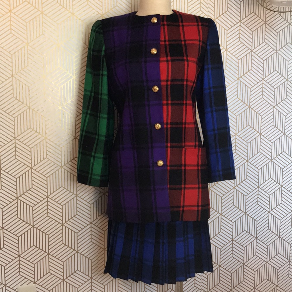 Adrienne Vittadini Suit